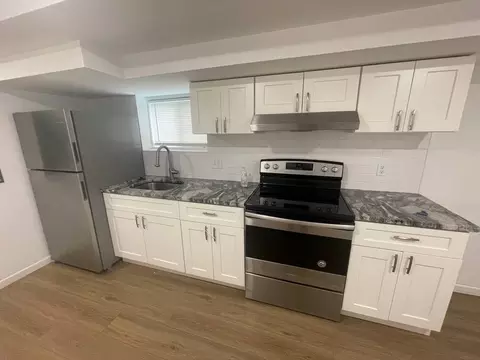 435 Rennard St #1, Philadelphia, PA 19116