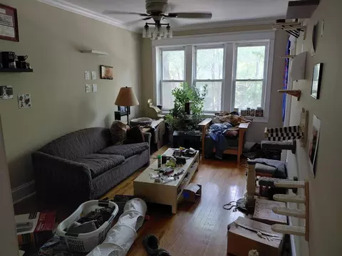 3521 W Argyle St #1, Chicago, IL 60625