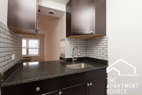 6830 N Sheridan Rd #475, Chicago, IL 60626