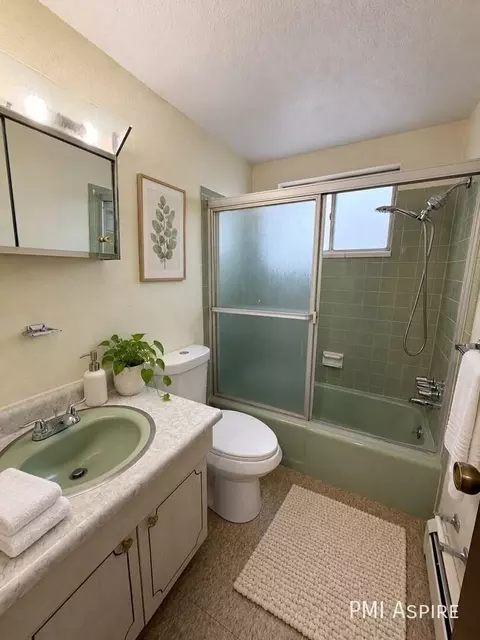 3305 S Clarkson St #103, Englewood, CO 80113