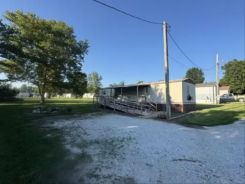 406 N Main St #408-3, Diamond, MO 64840
