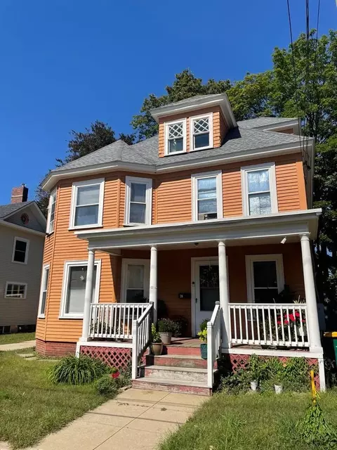 7 Academy St #7B, Rochester, NH 03867