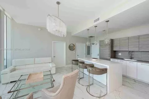 400 Sunny Isles Blvd #104, Sunny Isles Beach, FL 33160