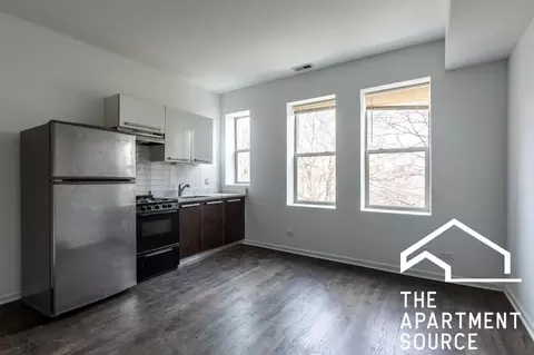 5054 N Winthrop Ave #201, Chicago, IL 60640