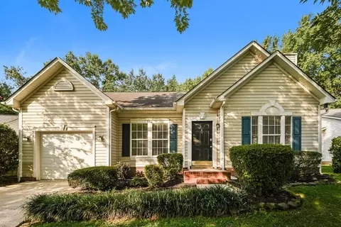 5316 Chinemist Ct, Charlotte, NC 28269