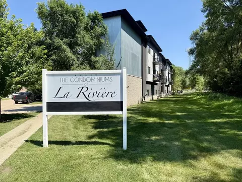 221 E 5th St #309, Cedar Falls, IA 50613