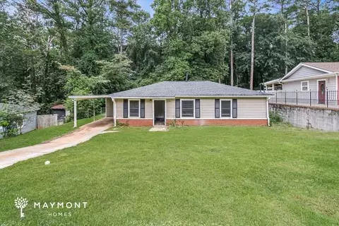 1044 Valley View Rd SE, Atlanta, GA 30315