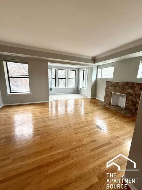 6141 S Woodlawn Ave #3, Chicago, IL 60637