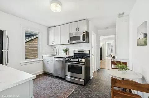 3634 N Christiana Ave #2, Chicago, IL 60618