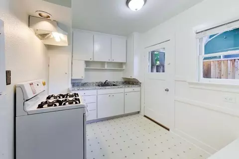 857 Partridge Ave #01, Menlo Park, CA 94025