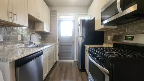 1042 Sanford Ave, Saint Louis, MO 63139