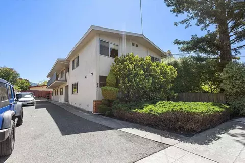 2911 Deakin St #3, Berkeley, CA 94705
