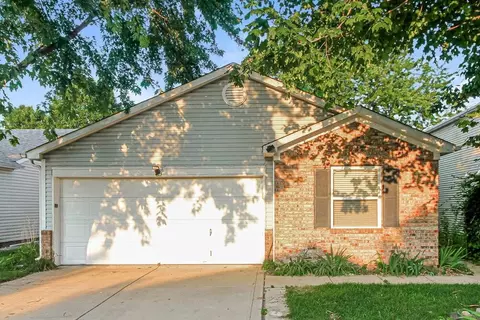 6855 Youngberry Dr, Indianapolis, IN 46217