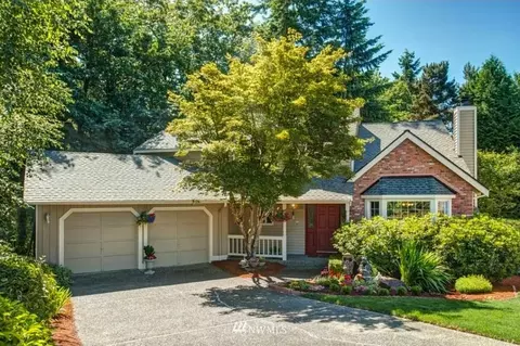 6324 151st Ave SE, Bellevue, WA 98006
