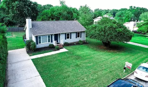 725 E Cardinal Dr #NA, Fuquay Varina, NC 27526