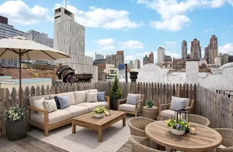 410 E 13th St #6B, New York, NY 10009