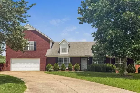 304 Cheairs Ct, Spring Hill, TN 37174