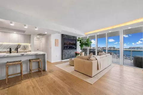 Undisclosed, Miami Beach, FL 33139