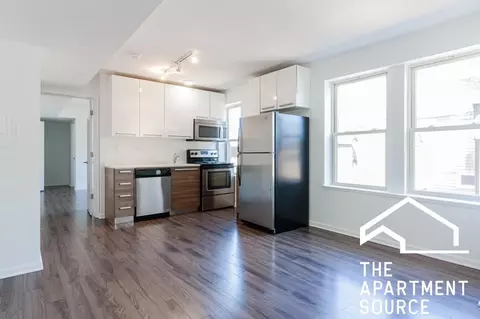 925 W Carmen Ave #4F, Chicago, IL 60640