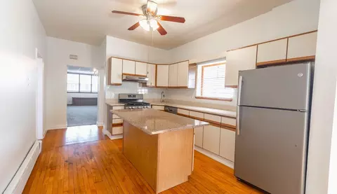 2968 S Loomis St #1, Chicago, IL 60608