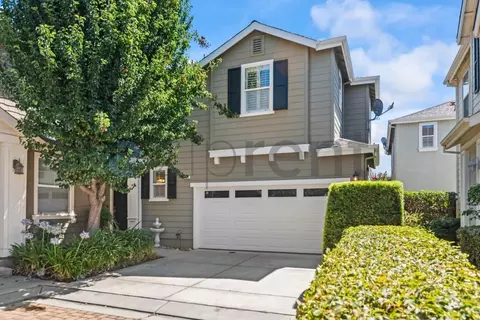 741 Tennyson Dr, Gilroy, CA 95020