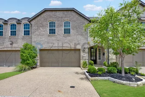 205 Somerset Dr, Lewisville, TX 75056