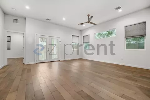 6406 Santos St #A, Austin, TX 78741