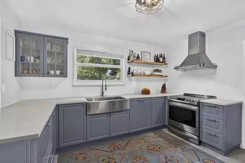 338 Hunter St, West Palm Beach, FL 33405