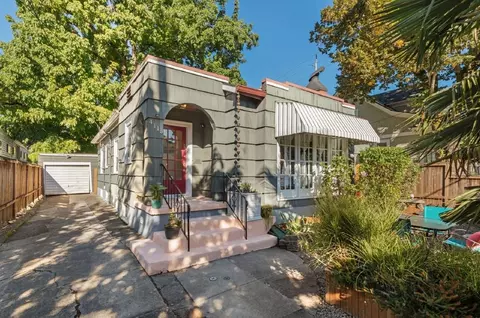 4115 SE Gladstone St, Portland, OR 97202