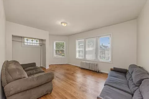 2200 N Knox Ave #1, Chicago, IL 60639