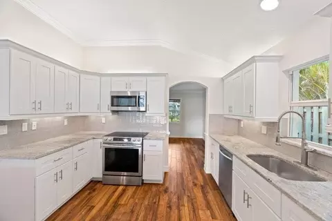 17735 Carver Ave, Jupiter, FL 33458