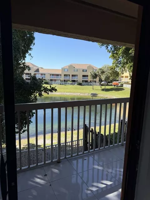 5200 NW 31st Ave #E94, Fort Lauderdale, FL 33309