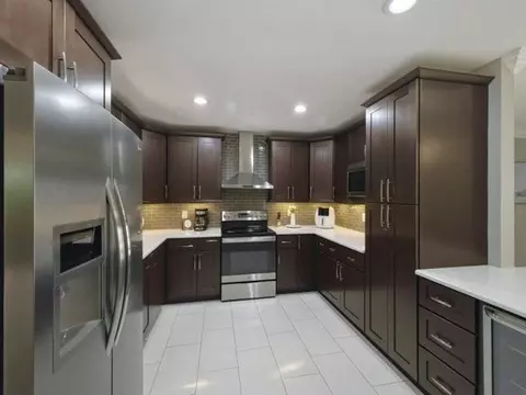 1127 Sea Pines Way, Lantana, FL 33462