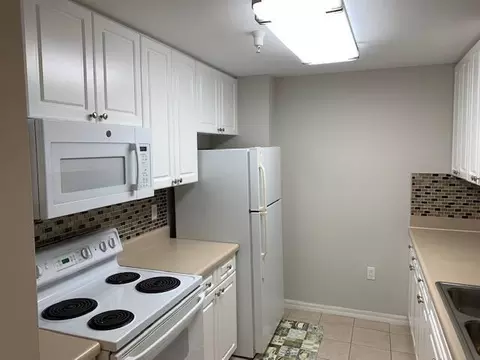 255 Evernia St, West Palm Beach, FL 33401