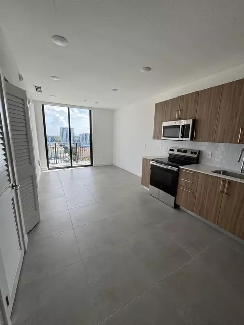 2030 Jackson St #A-1, Hollywood, FL 33020