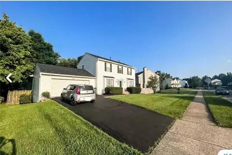 1469 Kingstream Dr, Herndon, VA 20170