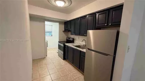4940 SW 28th Ter, Fort Lauderdale, FL 33312