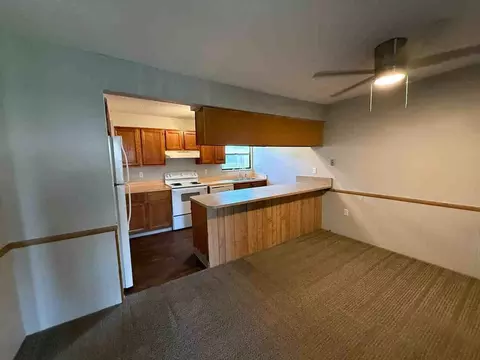 2811 Y-220 2811 Sw Archer Rd, Gainesville, FL 32608
