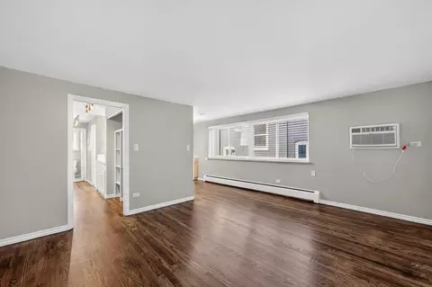985 N Corona St, Denver, CO 80218