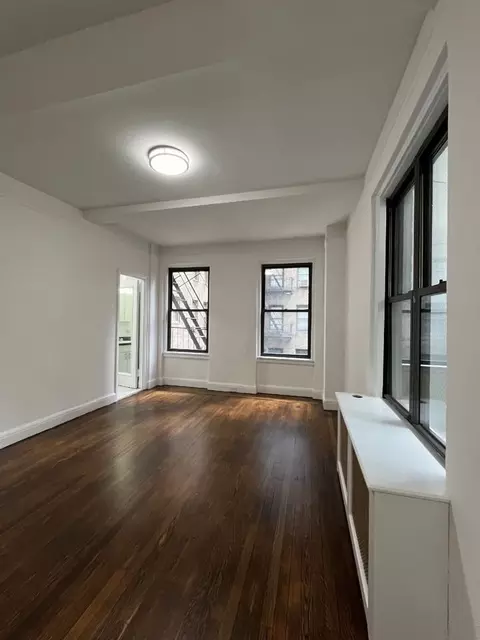 Undisclosed, New York, NY 10017
