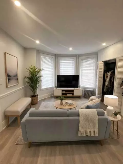 469 Beacon St, Boston, MA 02115