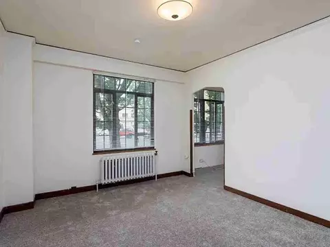 730 SW 16th Ave, Portland, OR 97205