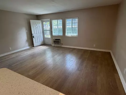2119 E Westport Dr #2, Anaheim, CA 92806