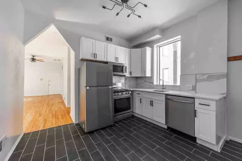 2732 W Chicago Ave #1R, Chicago, IL 60622
