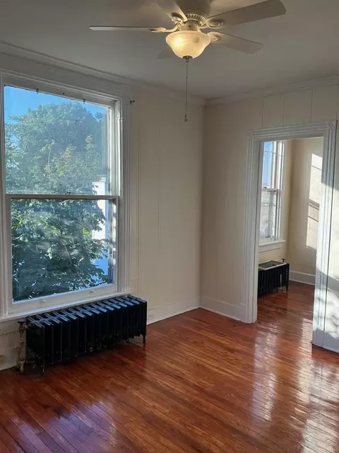 157 W 3rd St #8, Oswego, NY 13126