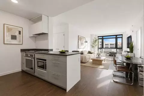 181 Front St #6K, Brooklyn, NY 11201