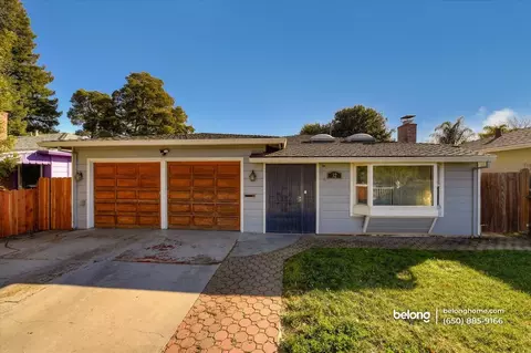 32 Iris Ln, Menlo Park, CA 94025