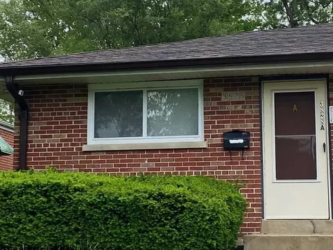 3828 Illinois Ave #3828B, Saint Louis, MO 63118