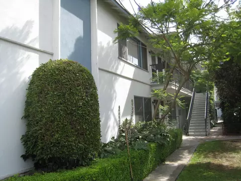 3675 Vinton Ave #4, Los Angeles, CA 90034