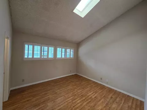 3286 Caminito Ameca, La Jolla, CA 92037 photo 7
